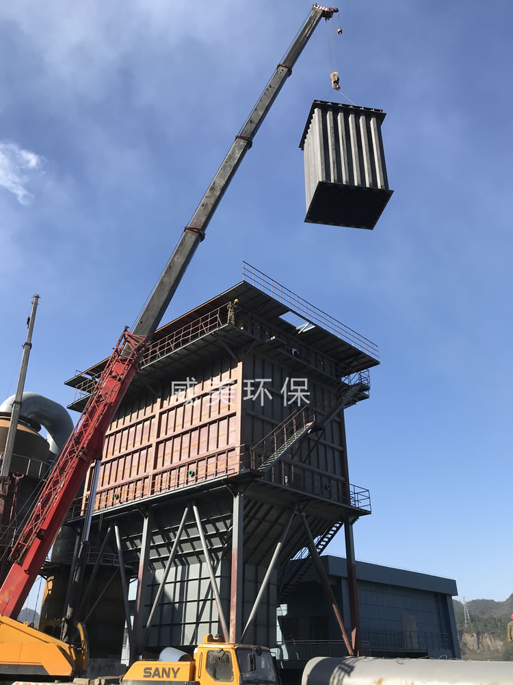 貴州25W氣量濕電除塵器陽極管吊裝現(xiàn)場實(shí)況